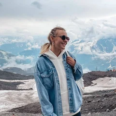 Полина Есина