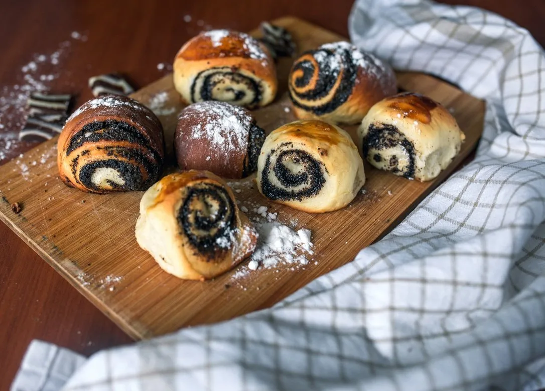 Сметут за минуту: безумно вкусные булочки, которые можно даже в пост