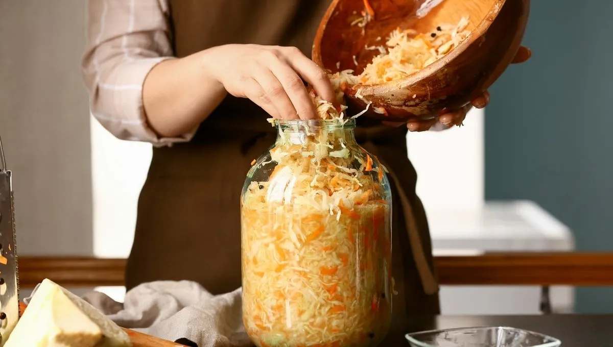 Всего одна добавка преобразит вкус квашеной капусты: секрет наших бабушек раскрыт