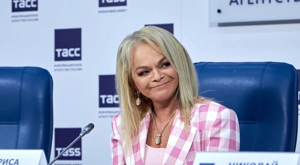 Лариса Долина призналась, зачем берет с собой на гастроли холодильник с китайской едой