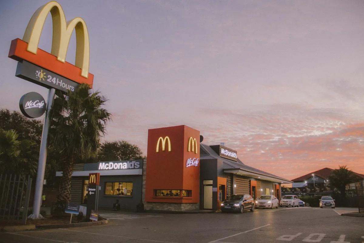 В ОАЭ появятся McDonald's будущего