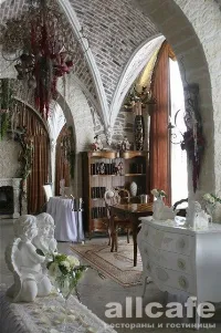 Chateau de Fleurs / Шато де Флер