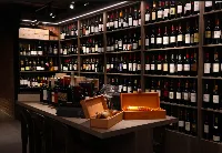 Simple Wine & Bar
