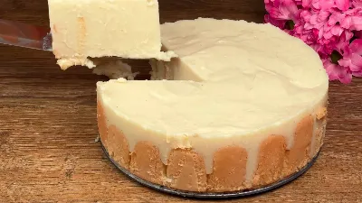 Все залить и убрать в холодильник: вкуснейший торт без духовки на основе печенья приготовите за 10 минут