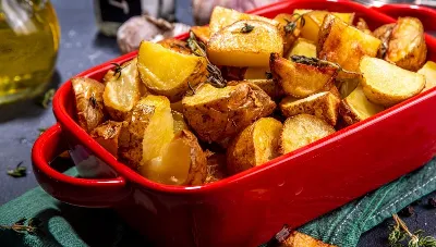 Об этом не знают даже опытные кулинары: как правильно запекать картофель, чтобы было вкусно