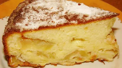 Идеальная шарлотка: как приготовить пирог с яблоками?