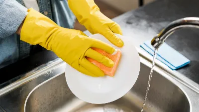 Умные хозяйки добавляют в средство для мытья посуды два продукта: пользы масса