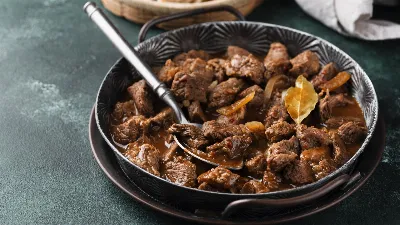 Мясо по-хрущевски получится вкуснее шашлыка: мангал не понадобится