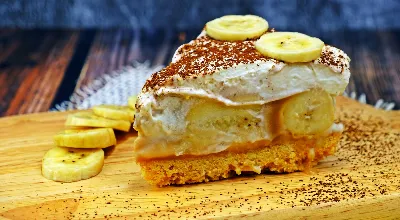 Бананово-сметанная бомба: вкуснейший десерт без усилий за 10 минут