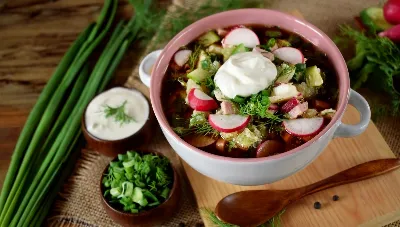 Придется выкинуть: эти три ингредиента полностью испортят вкус окрошки