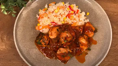 Простая курица с рисом превратится в настоящий шедевр: рецепт станет вашим любимым