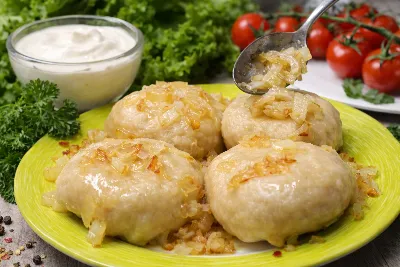 Пельмени и вареники больше не готовлю — эти вкуснейшие галушки их затмили: сытные, нежные, начинка тает во рту