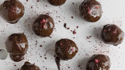 Такой десерт к чаю вы точно не пробовали: вкуснейшие конфеты из сала поразят всех