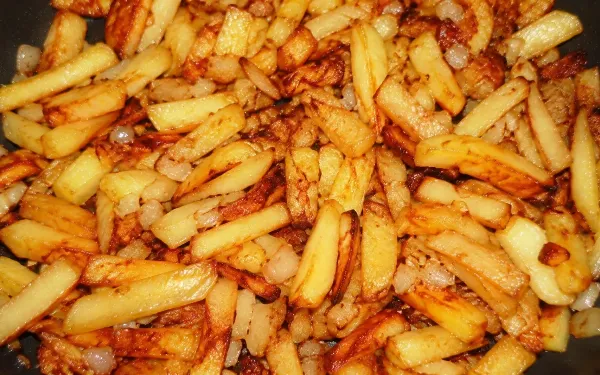 Жареная картошка любит не лук, не масло, а эту специю: корочка хрустящая и золотистая, будто только с огня