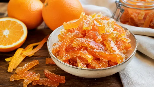 Цукаты из апельсиновых корок: ароматные, солнечные и невероятно аппетитные — приготовьте и они станут любимой сладостью всей семьи