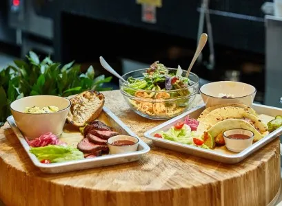 В ресторане «Стейк by Steak» будут транслировать матчи Чемпионата мира по футболу 