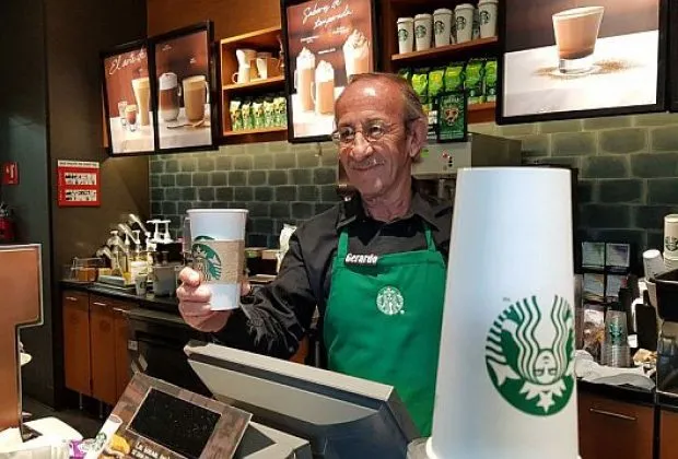 Starbucks открыла кофейню с сотрудниками старше 50