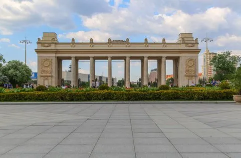 Реконструкция легендарного ресторана «Кавказ»