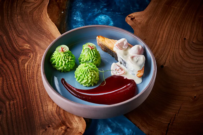 Humans Seafood Bar представляет обеденное меню
