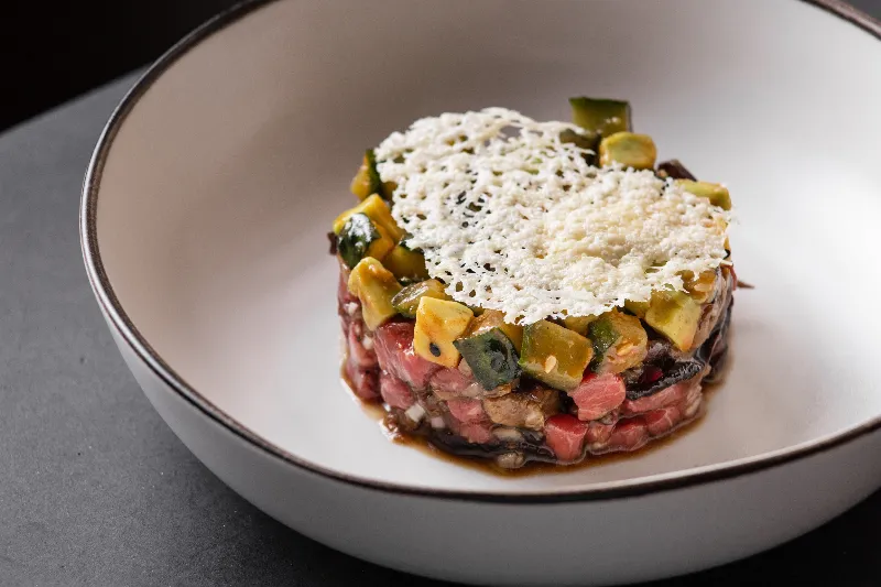 Шефские тартары в Red Steak&Wine