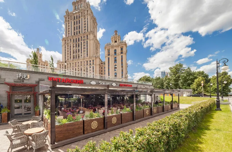 В ресторане «Soluxe Club» состоялось ежегодное открытие летней веранды 