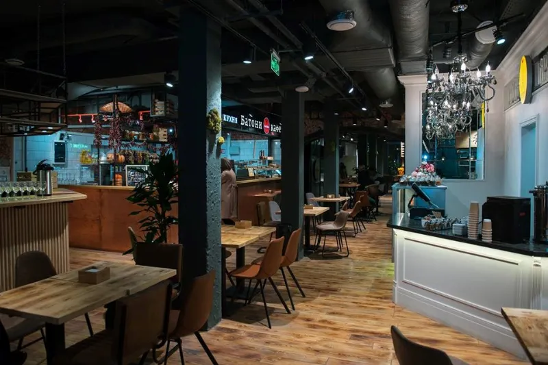 Возле «Савеловской» открылся второй Eat Market с летней верандой