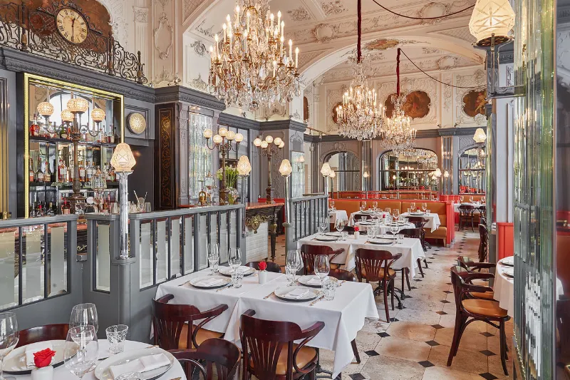 Культурная кухня в ресторане Brasserie Мост