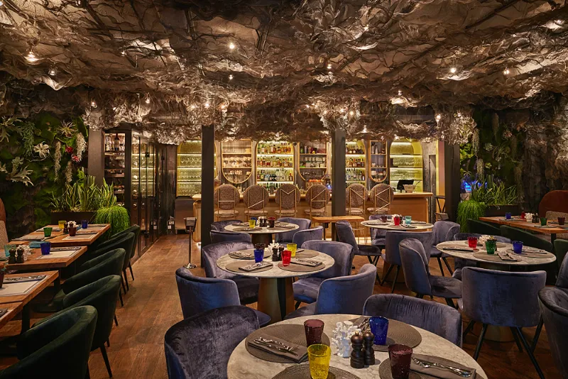 Новогоднее меню в Humans seafood bar