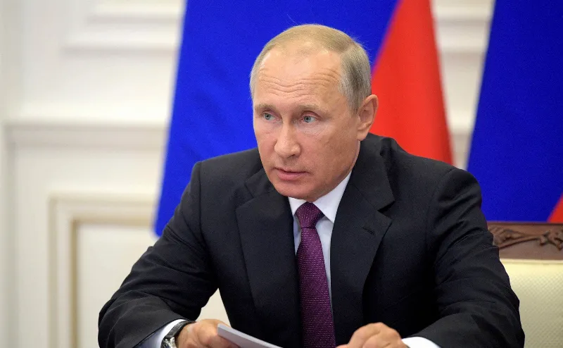 Владимир Путин выступил с обращением: продление нерабочей недели до 30 апреля
