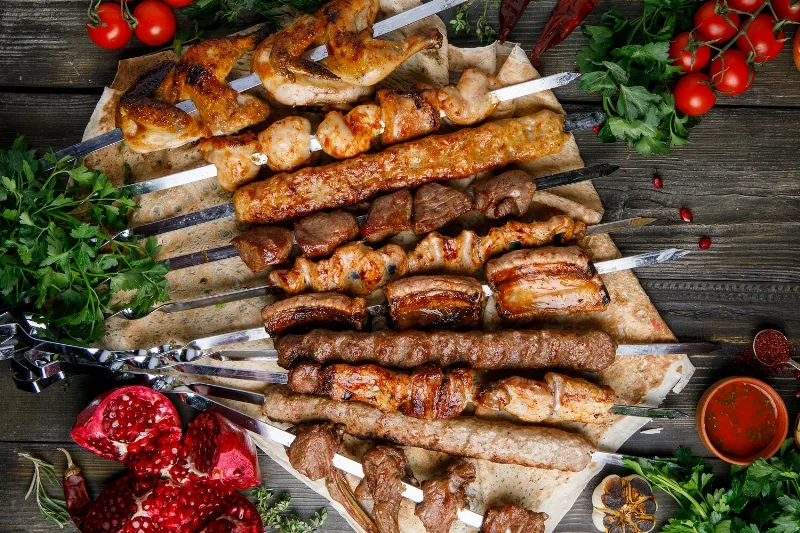 Открытие Kazan Mangal на Восстания 