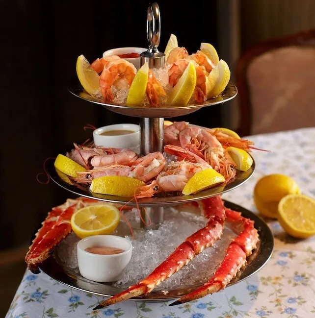 Морепродукты по специальной цене в ресторане Stroganoff Bar&Grill
