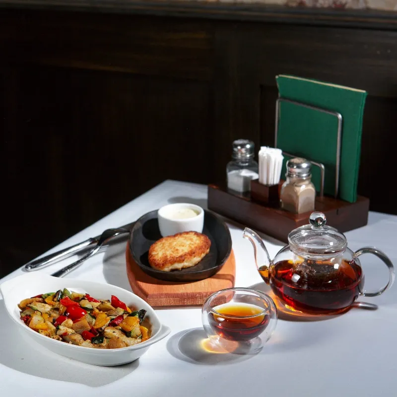 Фирменные котлеты в Stroganoff Steak House