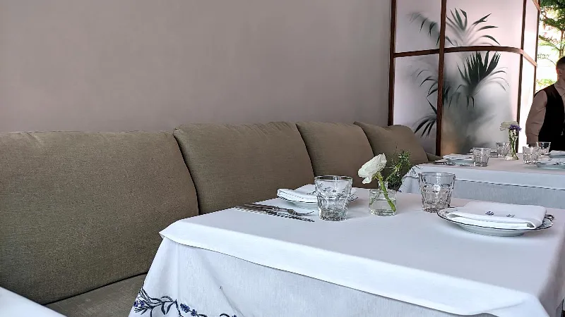 Joli Grand Bistrot