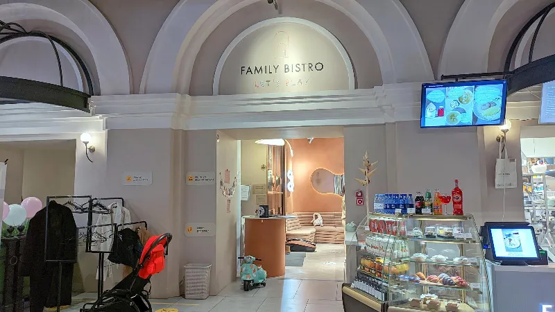 Family Bistro Let's Play