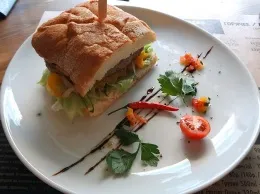 Ресторанный критик: отзыв о баре «4Friends bar & kitchen»