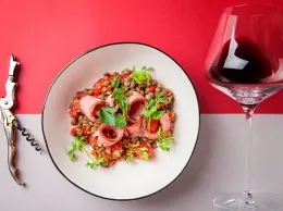 Открытия: «Touche' wine bar & kitchen» на Трёхгорке