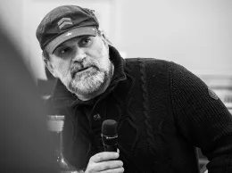 Андрей Могучий выступит с лекцией о театре в ресторане «Ферма Бенуа»