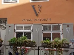 Колонка ресторанного критика: ресторан «Vegan Restoran V»