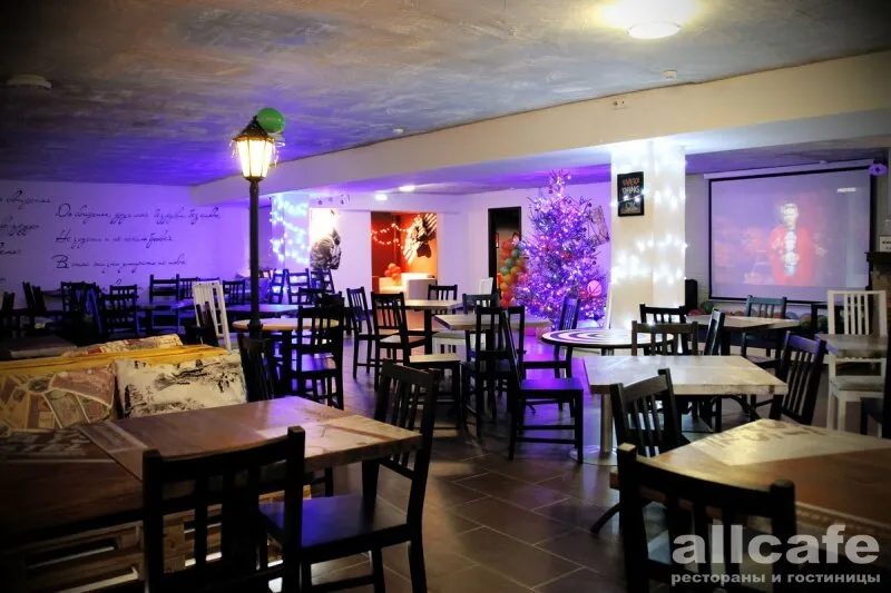 Best Days Hostel & club