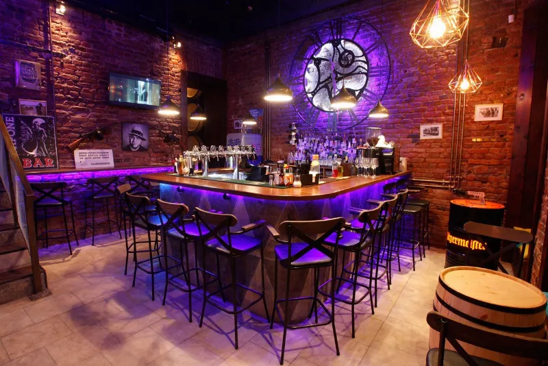 Al Capone Bar
