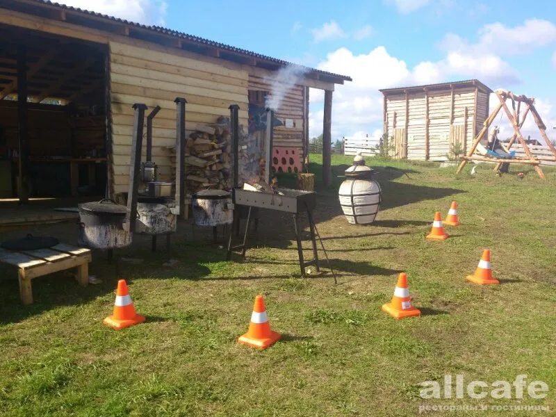 Живое поле