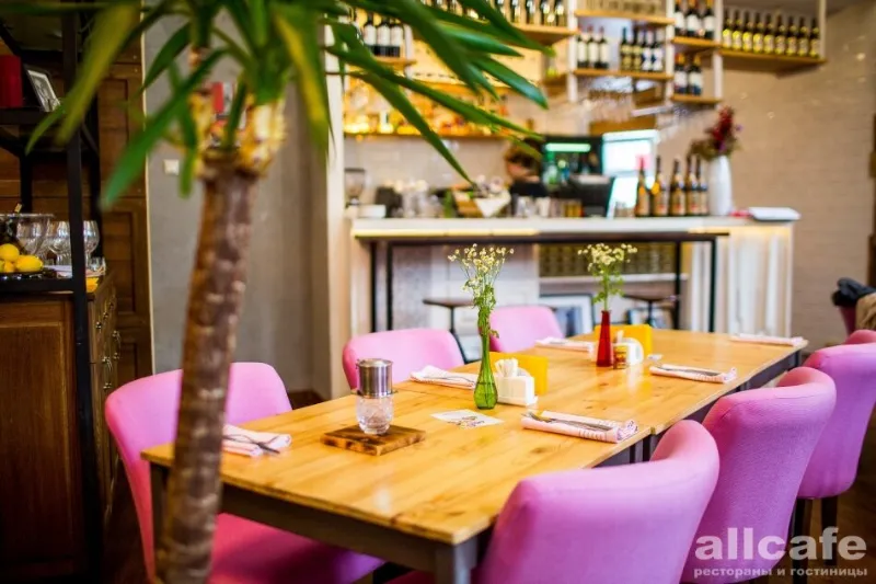 Corner cafe & kitchen