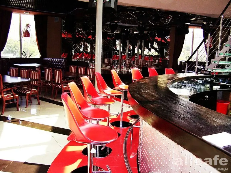 Club&cafe MN