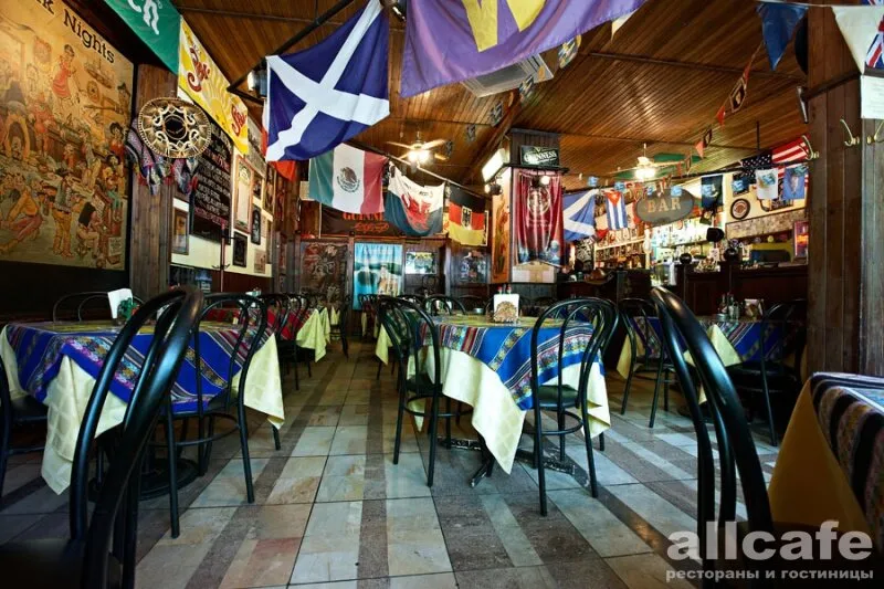 La Cantina / Ла Кантина