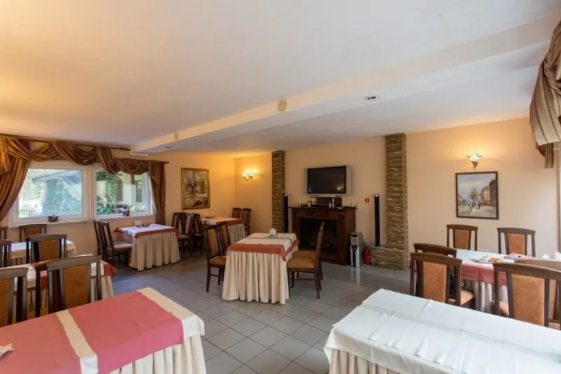 Park-Otel pri gostinitse