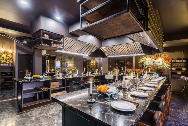 CHEFS EATertainment