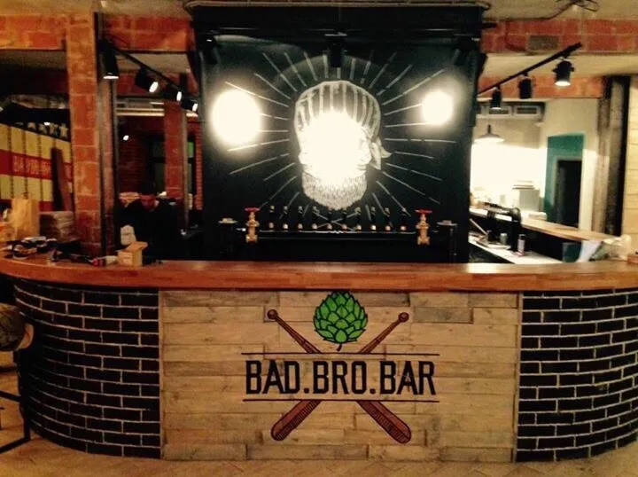 BAD.BRO.BAR