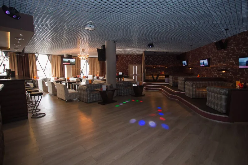 VARVARA BAR