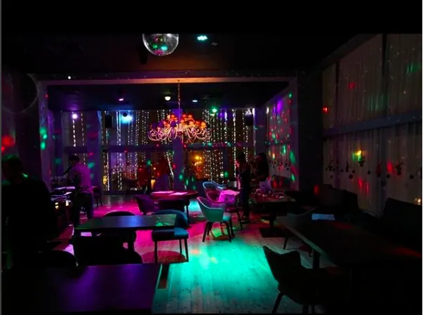 Kripto Cafe & Bar
