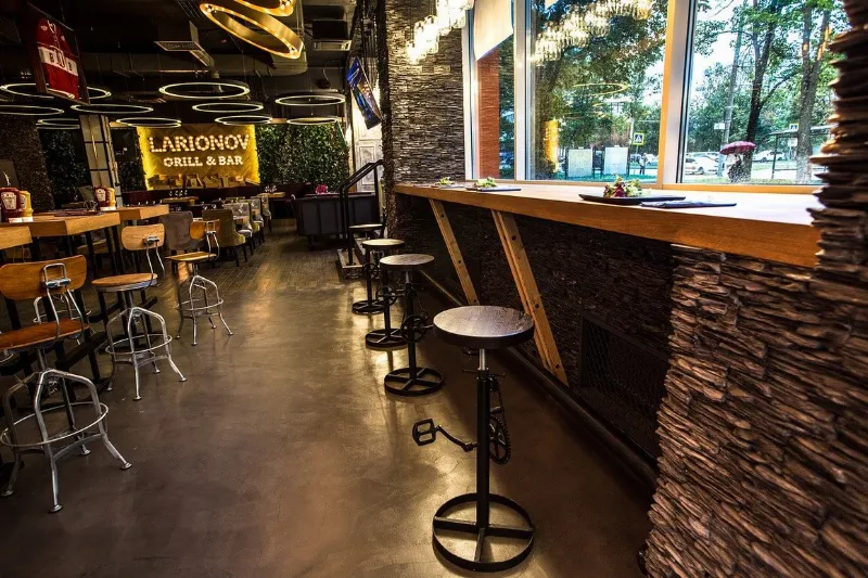 Larionov Grill & Bar